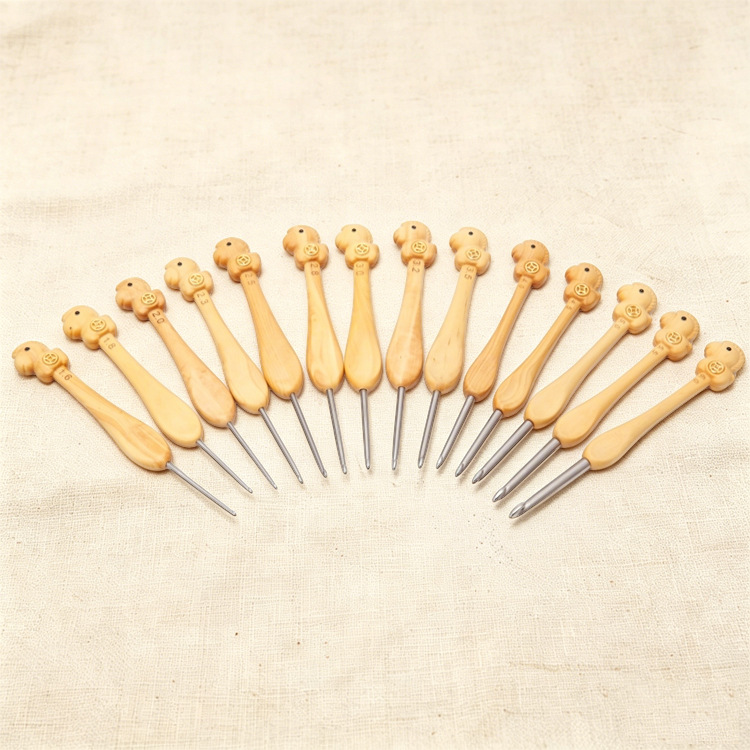 Lucky Horse Wooden Crochet Hoo - Wooden Crochet Hooks Ergonomic Handle review and price